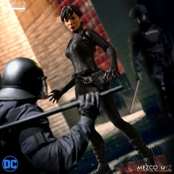 Wholesale 😉 DC One:12 Collective Catwoman Action Figure 🔥 -Mezco Toyz Shop mezcoone12catwoman inset3