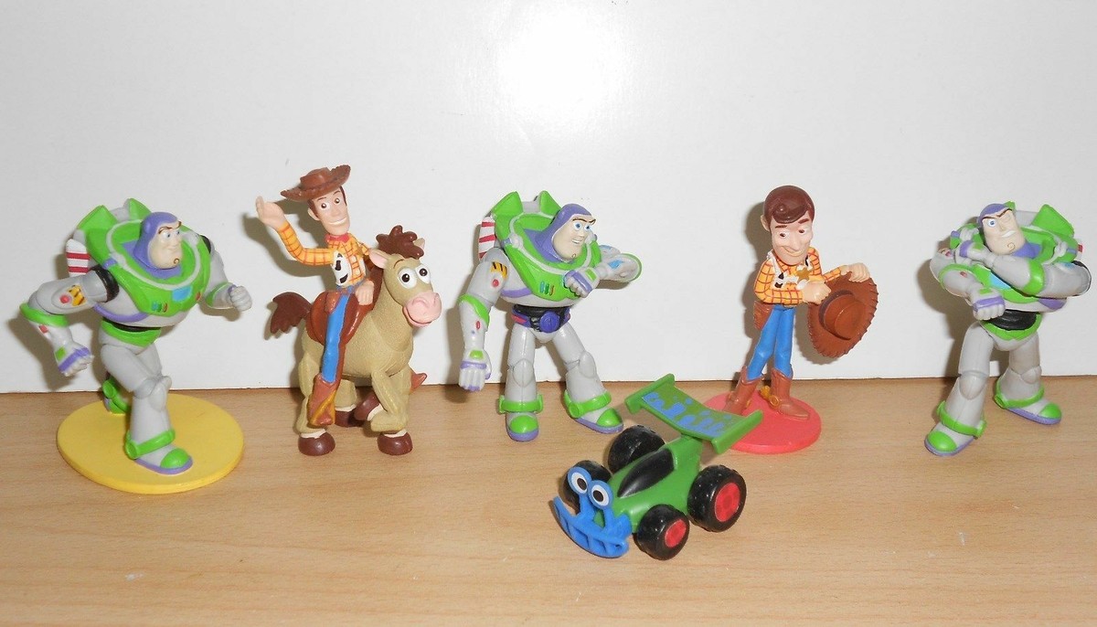 Toy Story Shop -Mezco Toyz Shop s l1200